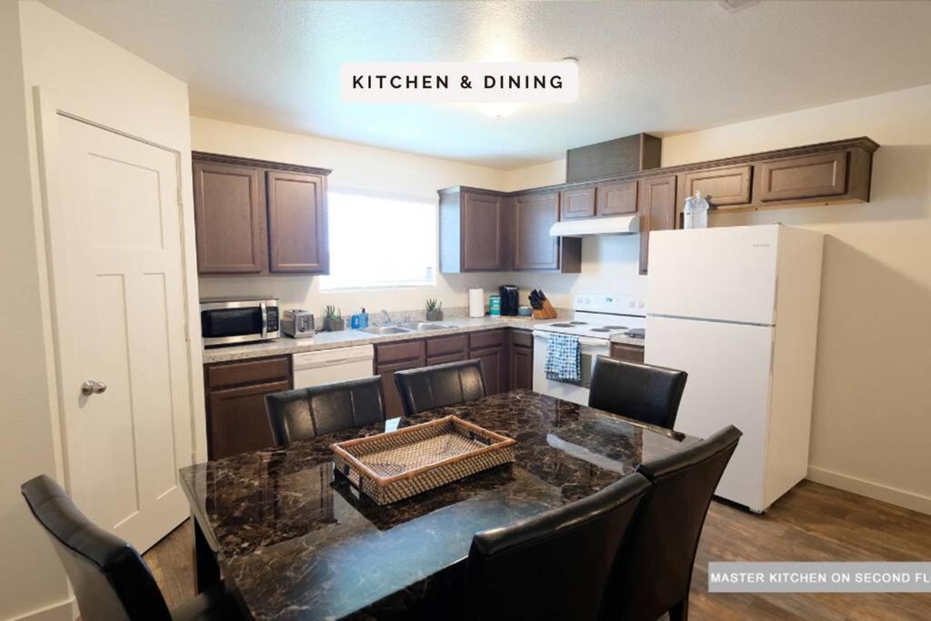 3 Story, 3 Bdrm, 4 Beds, 2 Bath, North Houston, Iah - 10B Villa ภายนอก รูปภาพ