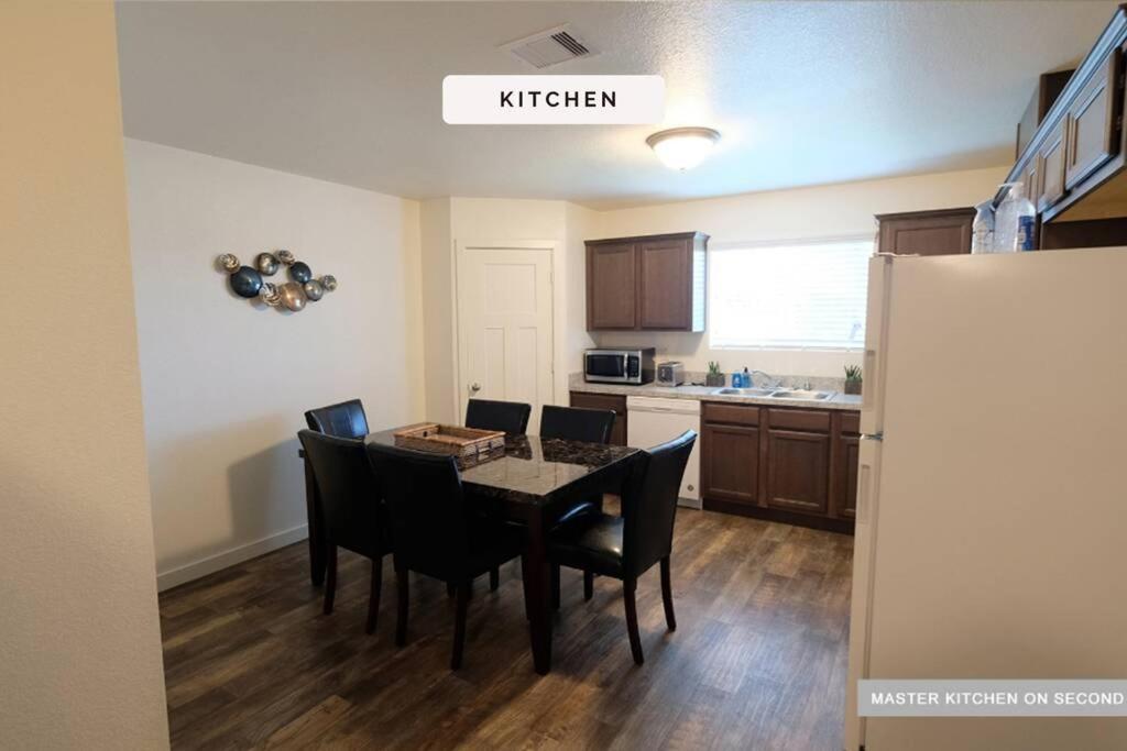 3 Story, 3 Bdrm, 4 Beds, 2 Bath, North Houston, Iah - 10B Villa ภายนอก รูปภาพ